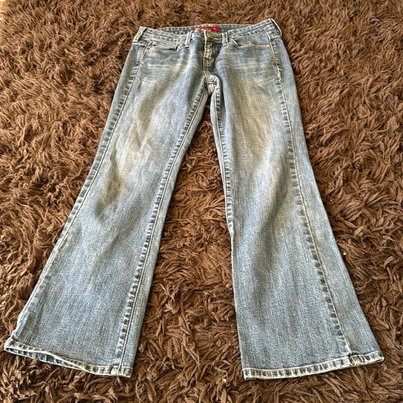 Levi’s RARE vintage boot cut 565 jeans size 28